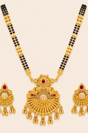 Geometric Triangle Mangalsutra Set